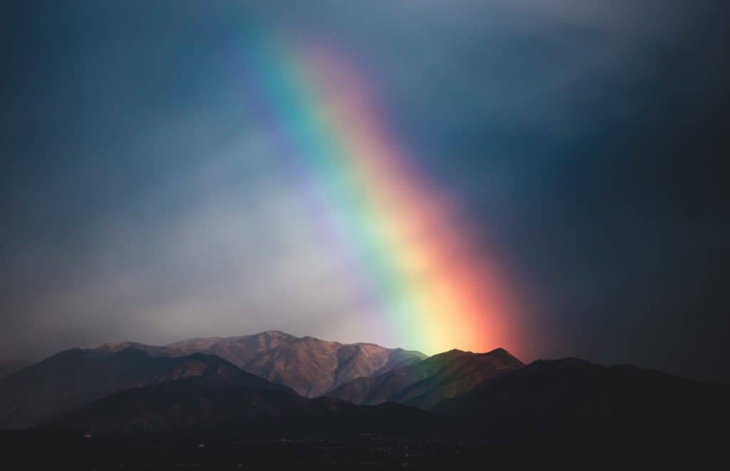 Die Farbe des Regenbogens ist undefinierbar